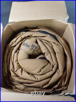 Cabelas Mountain Trapper Rectangle 20 F Sleeping Bag