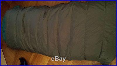 Feathered Friends Condor II Winter Sleeping Bag. Grey and Blue