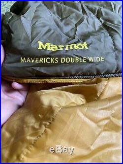 Marmot 2 Person Double Wide 30 Degree Sleeping Bag Converts To 2 Separate Bags