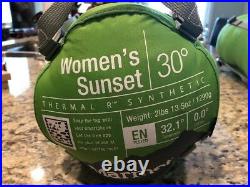 NWT $199 Marmot Womens Sunset 30 Regular Right Sleeping Bag Green Up To 56
