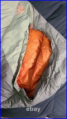 NWT Kelty Cosmic 40 Deg Sleeping Bag 550 Down Fill Mens Reg Charcoal Grey Red