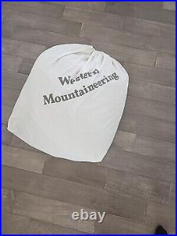 New, western mountaineering sleeping bag, Alpinelite, 6'6 Left Zip