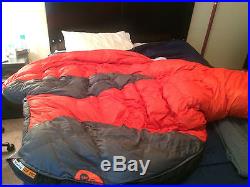 North Face Summit Series (Solar Flare) -20 f 800 Down Filled Sleeping Bag