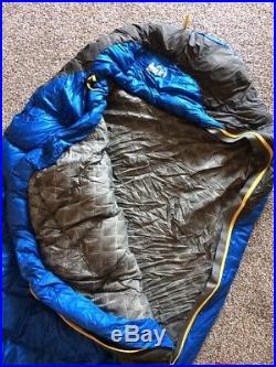 Rei Flash Sleeping Bag. 700 down top. Primaloft bottom. 1lbs10oz. 30 degree