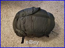 Tennier US Military 4 piece Modular Sleeping Bag Sleep System withGORTEX Bivy