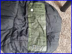 Tennier US Military 4 piece Modular Sleeping Bag Sleep System withGORTEX Bivy