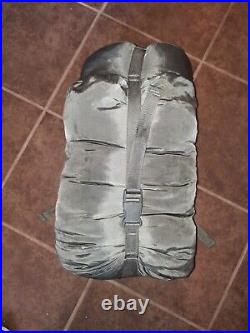 US Military 4 Piece Modular Sleeping Bag Sleep System ACU CAMO