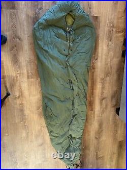 US Military Cold Weather Mummy sleeping Bag Down Filled. Korean/vietnam war era