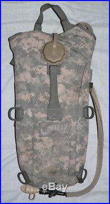 US Military sleeping bag + Camelbak + MessKit + Medium ALICE Pack + Free canteen