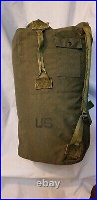 U. S Military Army Extreme Cold Weather Sleeping Bag Poly/Down