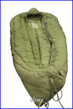 U. S Military Army Extreme Cold Weather Sleeping Bag Poly/Down 8465-01-033-8057