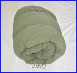 U. S Military Army Extreme Cold Weather Sleeping Bag withhood