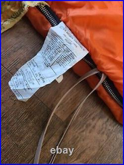VTG Sleeping Bag Orange 33x75 4LB Cloud Nine Trailblazer DUPONT Hunting Campin