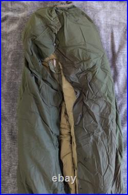 Vintage 1951 USMC Cold Weather Down Sleeping Bag Size Large
