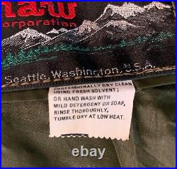 Vintage Down Insulated Thaw Corporation Green Sleeping Bag Seattle, Washington