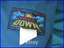 Vintage Eddie Bauer Totem 4 LBS Goose Down Sleeping Bag & VALCRO in blanket