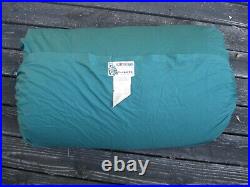 Vintage Eddie Bauer Totem 4 LBS Goose Down Sleeping Bag & VALCRO in blanket