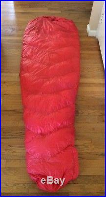 Vintage TRAILWISE Ski Hut Slimline Down Mummy Red Chevron Sleeping Bag Berkeley