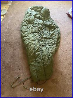 Vintage USGI Extreme Cold Weather Mummy Sleeping Bag with Hood Military Down