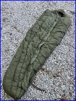 Vtg US Army Military Sleeping Mummy Cocoon Bag Extreme Cold Down Filled