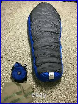 Western Mountaineering Puma GWS -25 F Sleeping Bag Excellent Condition